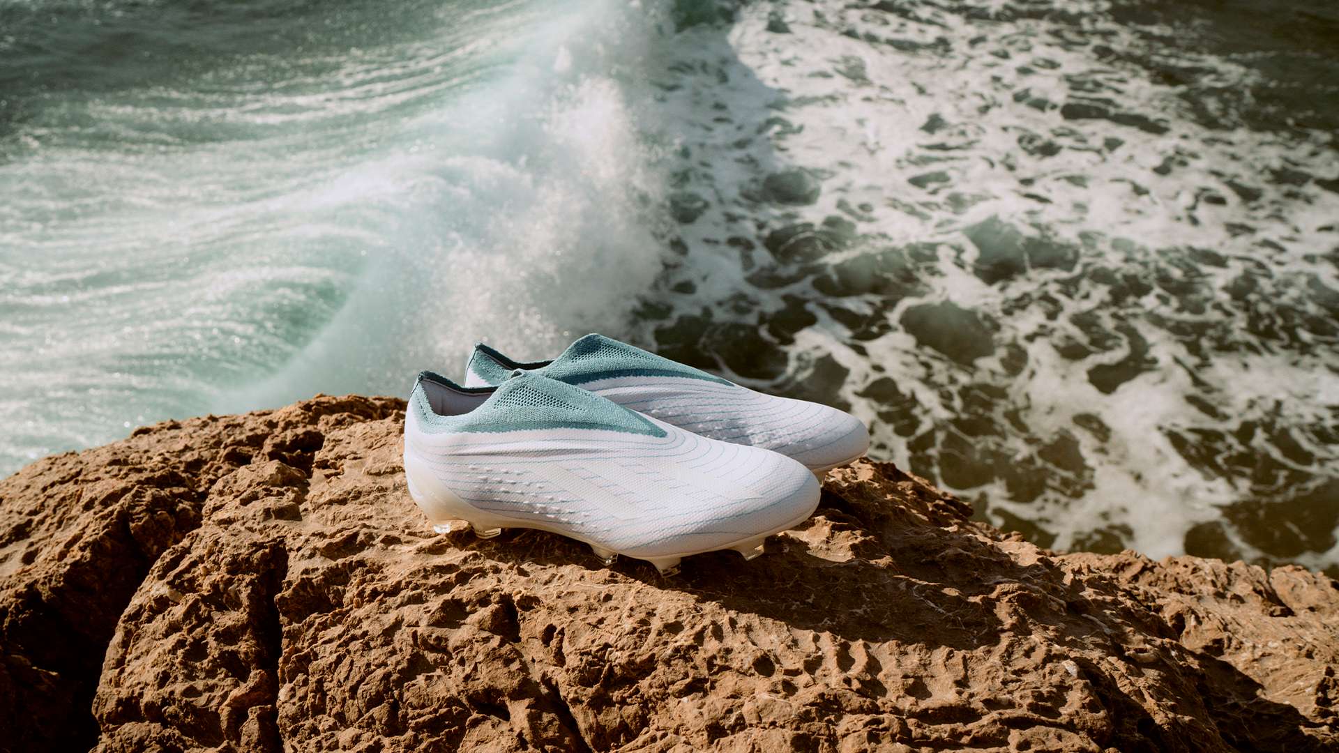 太阳135-127爵士 阿伦连续关键三分布克47分11助.