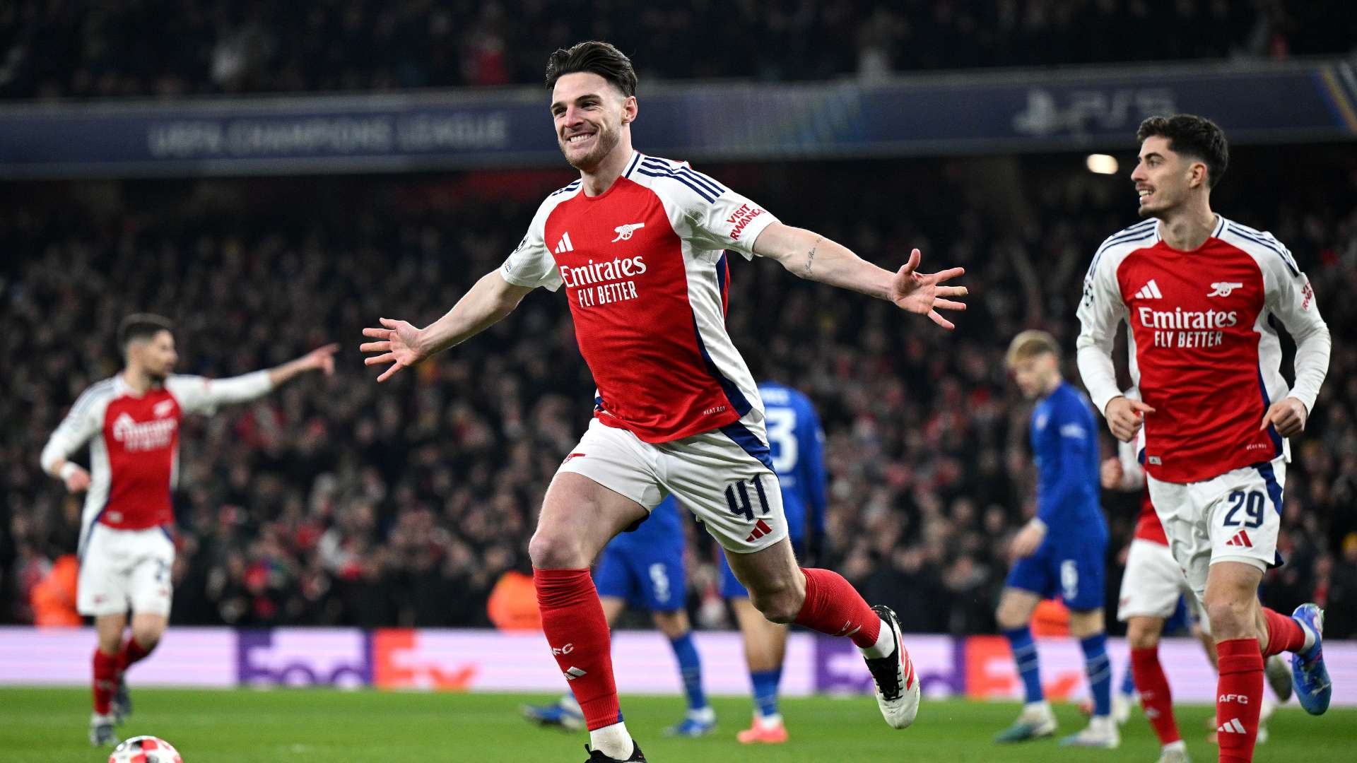 英超-曼联0-1热刺遭赛季3杀 加纳乔屡失良机.